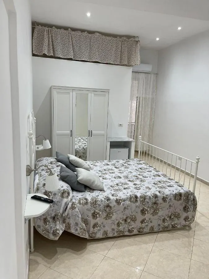 Bed and Breakfast B&B Nonna Concettina Νάπολη