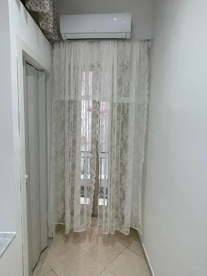 B&B Nonna Concettina Naples 0*,  Italy
